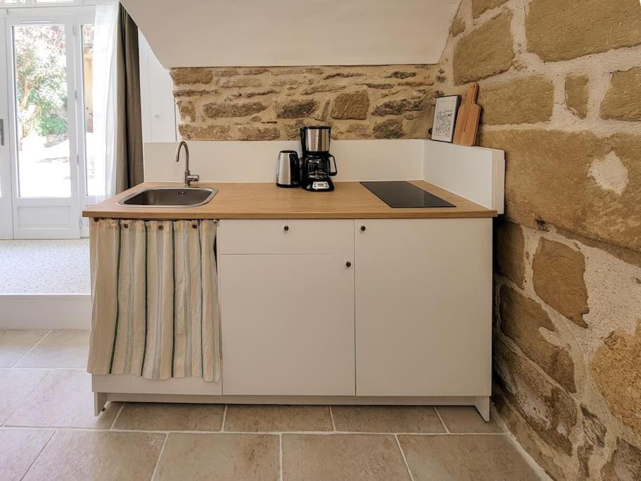 Studio Spacieux De Caractere Montaren-et-Saint-Mediers Екстер'єр фото