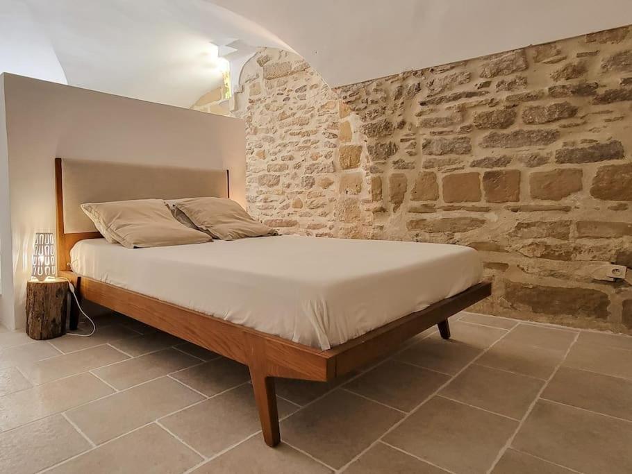 Studio Spacieux De Caractere Montaren-et-Saint-Mediers Екстер'єр фото