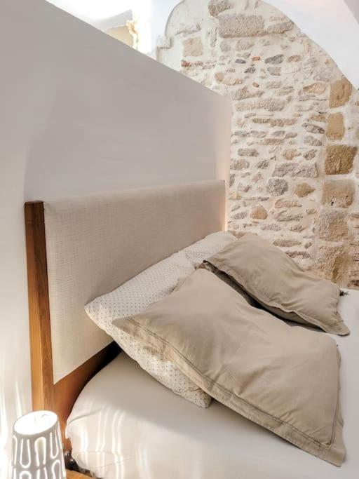 Studio Spacieux De Caractere Montaren-et-Saint-Mediers Екстер'єр фото