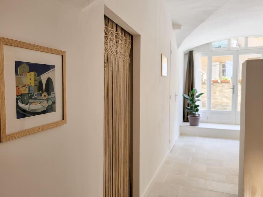 Studio Spacieux De Caractere Montaren-et-Saint-Mediers Екстер'єр фото